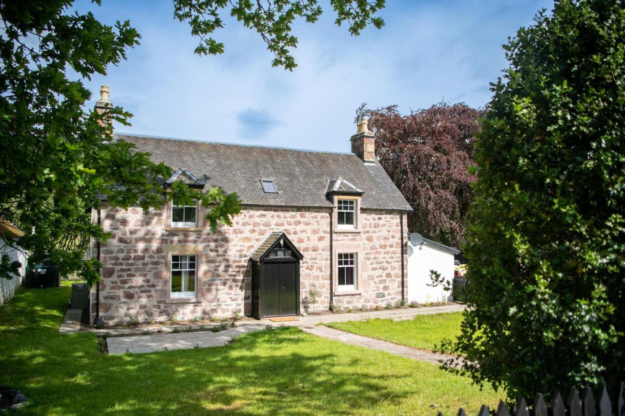 Lock Keepers Cottage, Loch Ness Cottage Collection Инвернесс Экстерьер фото